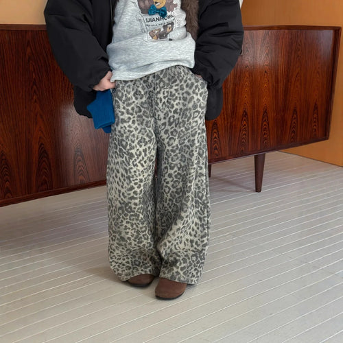 Children Pants 2025 Winter New Leopard Print Trousers Thick Denim Straight Pants For Boys And Girls Plus Velvet Wide-leg Pants