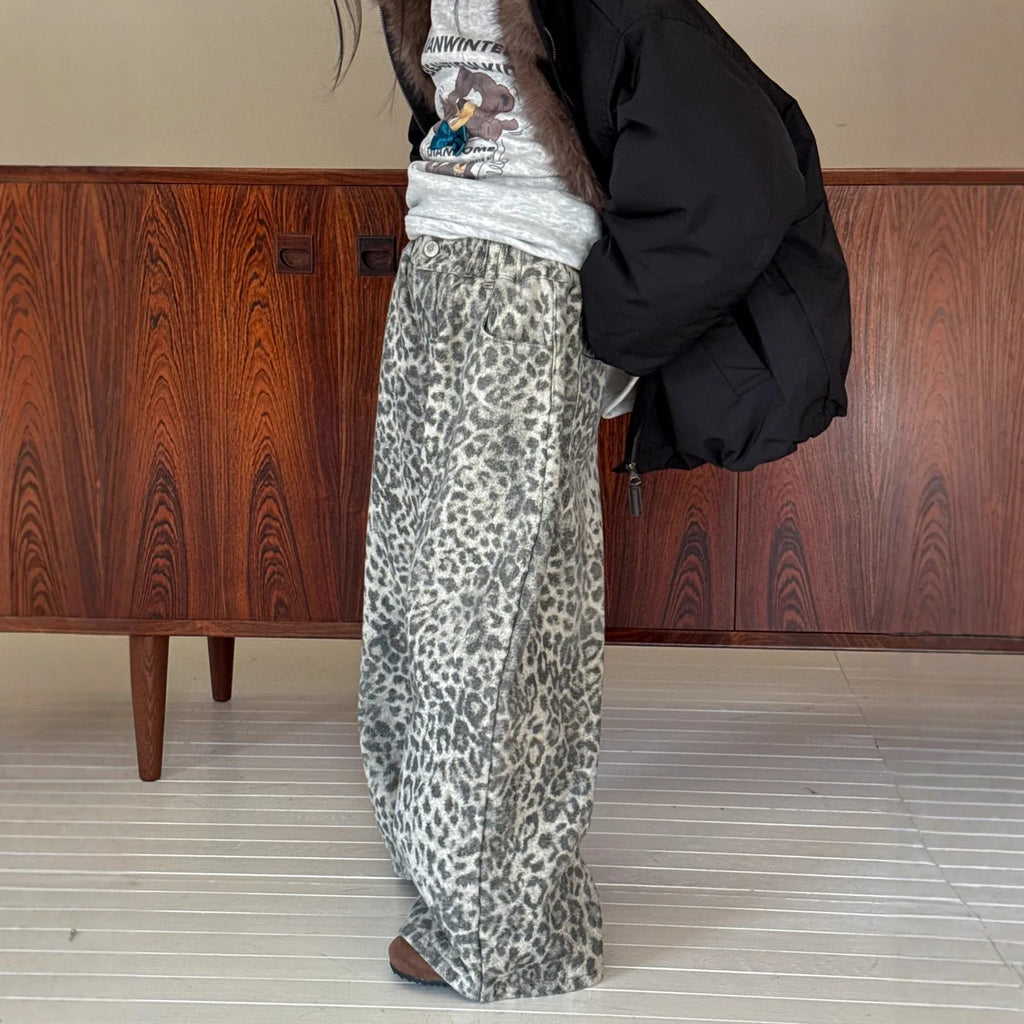 Children Pants 2025 Winter New Leopard Print Trousers Thick Denim Straight Pants For Boys And Girls Plus Velvet Wide-leg Pants